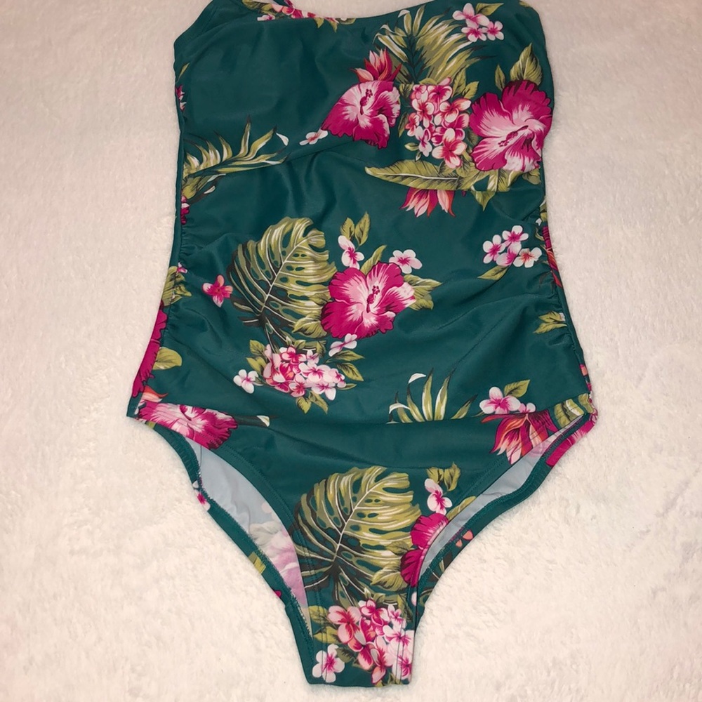 Kona Sol One Piece Bathing Suit - Picture 8 of 8